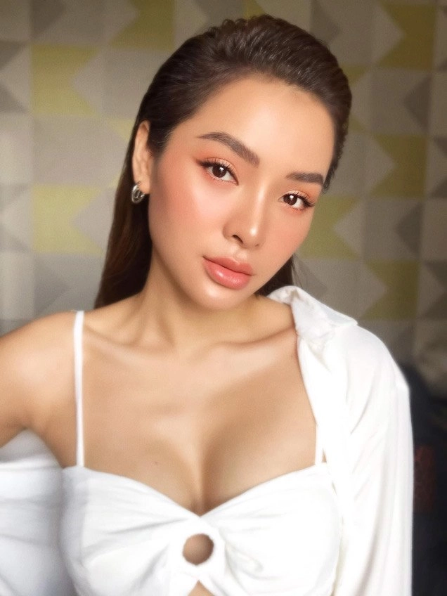 Bị nói bờ môi sưng phồng phương trinh jolie phản bác thế nào mà được khen - 9