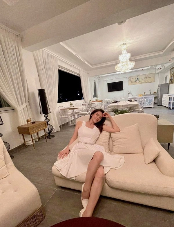 Bị trật cổ lý nhã kỳ vẫn mặc đẹp lộng lẫy xứng danh nữ hoàng thảm đỏ - 6