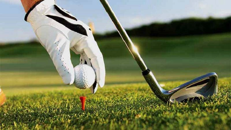 Biến sân golf thành sàn diễn thời trang quyến rũ trâm anh bỗng than khóc vì lý do khó đỡ - 8