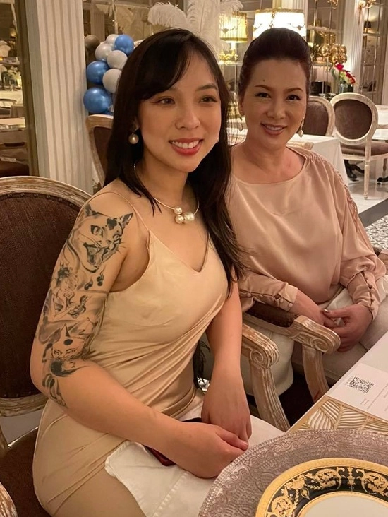 Biểu tượng sắc đẹp thập niên 90 mộng vân làm mẹ đơn thân 53 tuổi trẻ đẹp như chị của con - 7