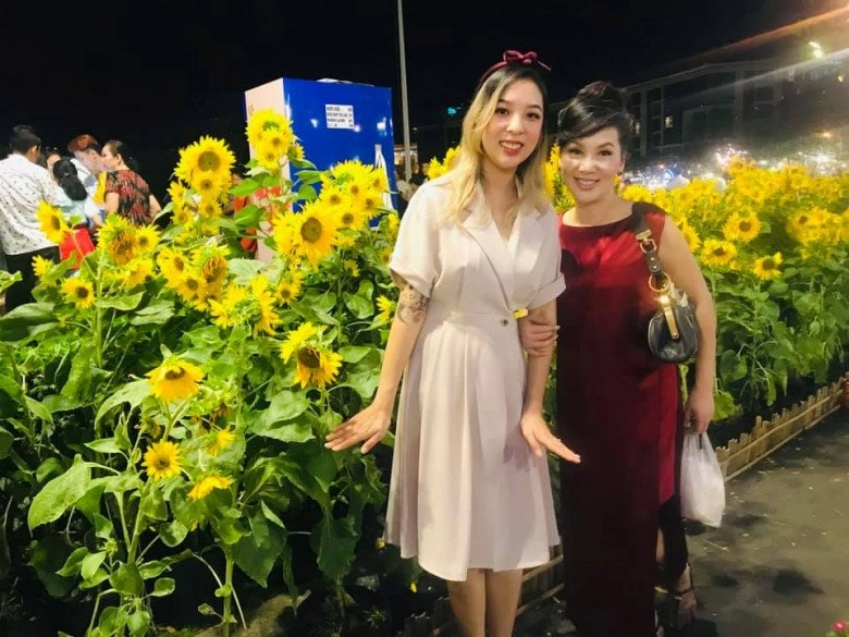 Biểu tượng sắc đẹp thập niên 90 mộng vân làm mẹ đơn thân 53 tuổi trẻ đẹp như chị của con - 9