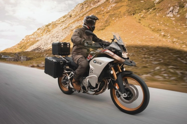 Bmw f850 gs và f850gs adventure 2022 vừa ra mắt với giá từ 372 triệu đồng - 2