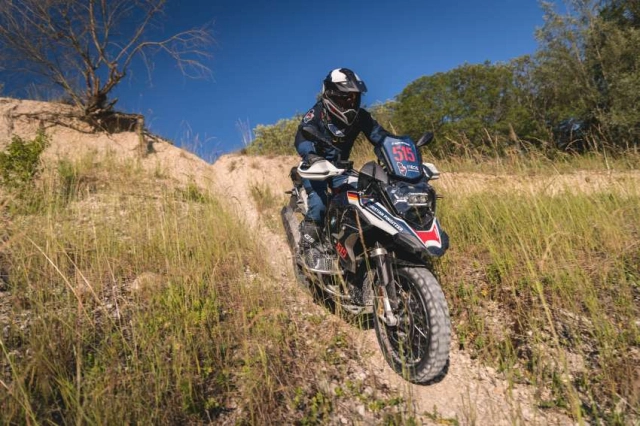 Bmw giới thiệu r1250gs trophy competition 2022 hạng nặng - 1