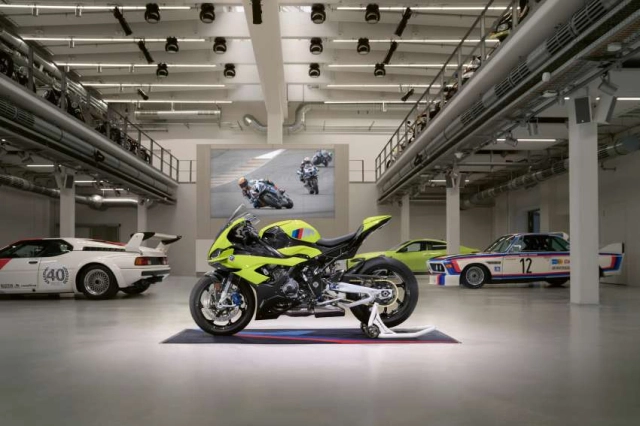 Bmw m1000rr 50 years m - kỷ niệm 5 thập kỷ của bmw motorportport trình làng - 15