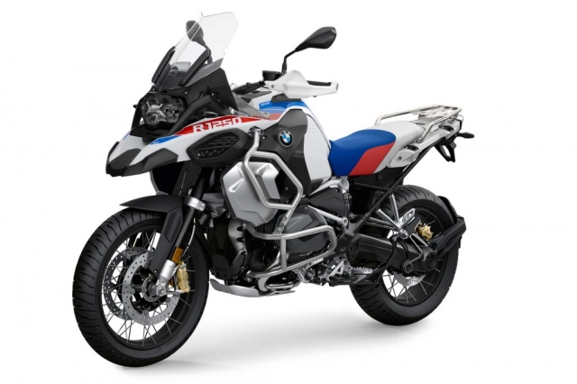 Bmw r1250gs adventure 2022 ra mắt được bổ sung gói trang bị hiện đại hơn - 1