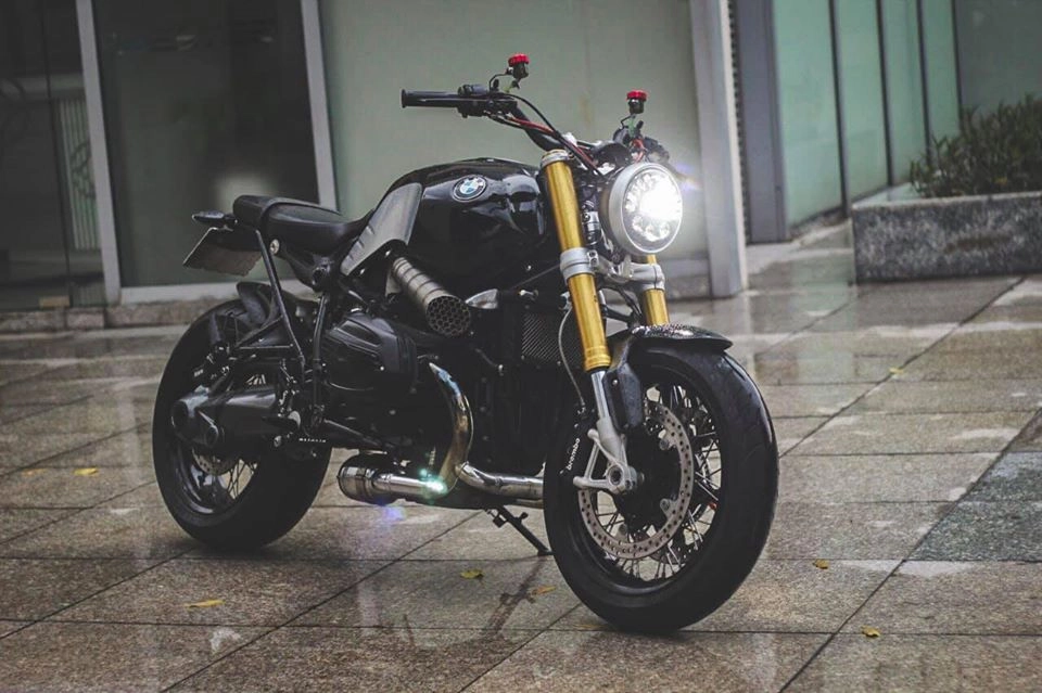 Bmw rninet độ nhẹ nhàng sâu lắng giữa ngày mưa sài gòn - 3