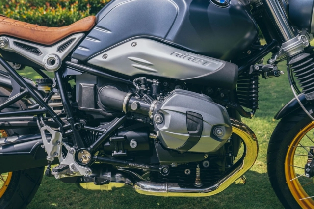 Bmw rninet scrambler tại việt nam nổi bật với hệ bánh căm vàng - 7