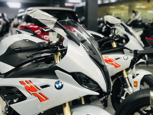 Bmw s1000rr 2020 màu bạc hockenheim silver metallic đầu tiên về việt nam - 5