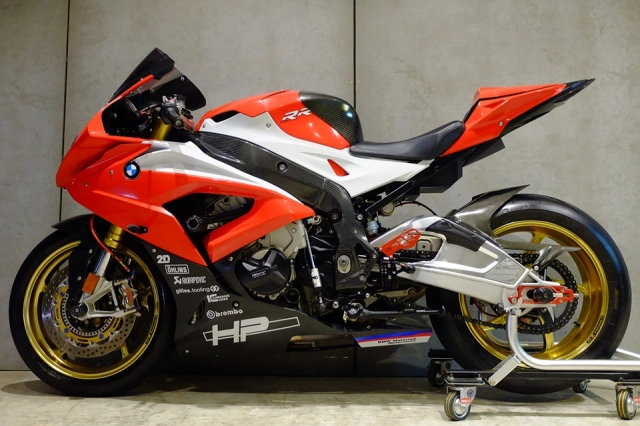 Bmw s1000rr độ cực chất với dàn trang bị đắt xắt ra miếng - 20