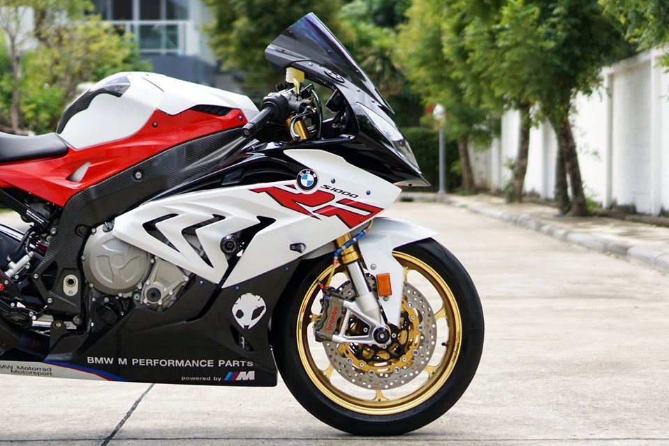 Bmw s1000rr độ hết bài với vẻ ngoài siêu lôi cuốn - 6