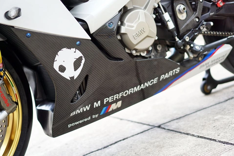 Bmw s1000rr độ hết bài với vẻ ngoài siêu lôi cuốn - 11