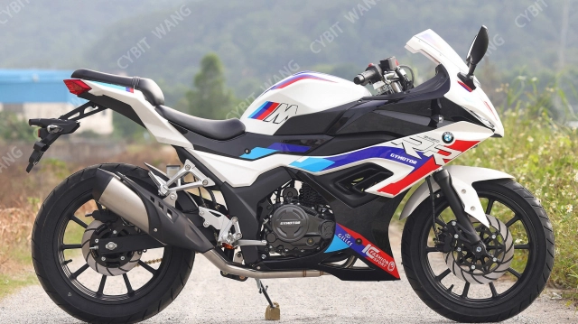 Bmw s1000rr mới xuất hiện mô hình nhái tại trung quốc - 2