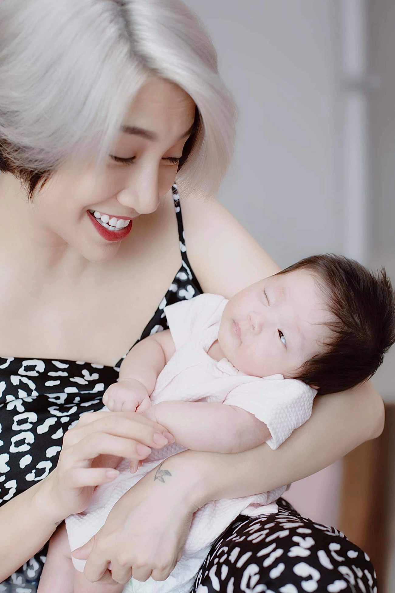 Bỏ 1 tỷ sang thái mua giống sinh con không thành pha lê giờ có con xinh với chồng hàn - 6