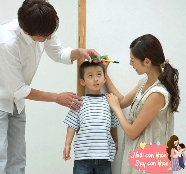 Bố mẹ thấp lùn con làm sao cao lớn bs hé lộ cách giúp trẻ tăng chiều cao vượt trội - 3