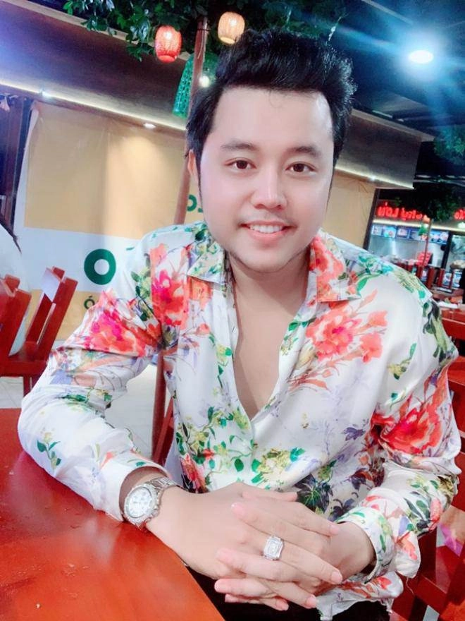 Bỏ showbiz 2 sao nam đổi đời kiếm tiền như nước người ở nhà 10 tỷ người chung cư sang - 1