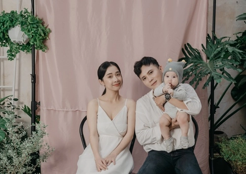 Bỏ showbiz lấy chồng nữ dv 9x giờ ở nhà 7 tỷ con trai mắt đẹp giống nhã phương - 3