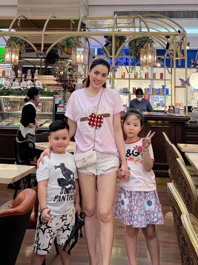 Bỏ sự nghiệp ở nhà chăm con cùng chồng đại gia trang nhung giờ có con gái xinh giống mẹ - 3
