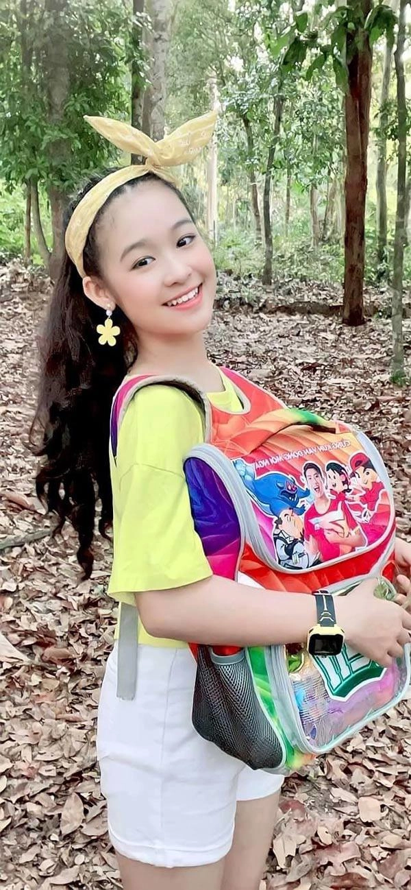 Bộ sưu tập phụ kiện tóc của sao nhí bảo ngọc các mẹ lưu ngay dể sắm cho con gái - 23
