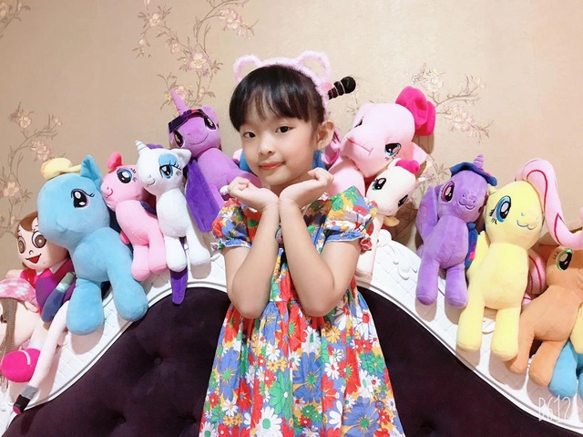bom sex gợi cảm đất cần thơ rời showbiz làm mẹ kín tiếng chồng chiều con xinh - 5