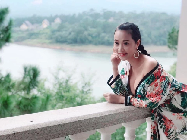 bom sex gợi cảm đất cần thơ rời showbiz làm mẹ kín tiếng chồng chiều con xinh - 13