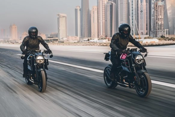 Brabus 1300 r dựa trên ktm 1290 super duke r vừa được ra mắt chính thức với số lượng giới hạn - 5