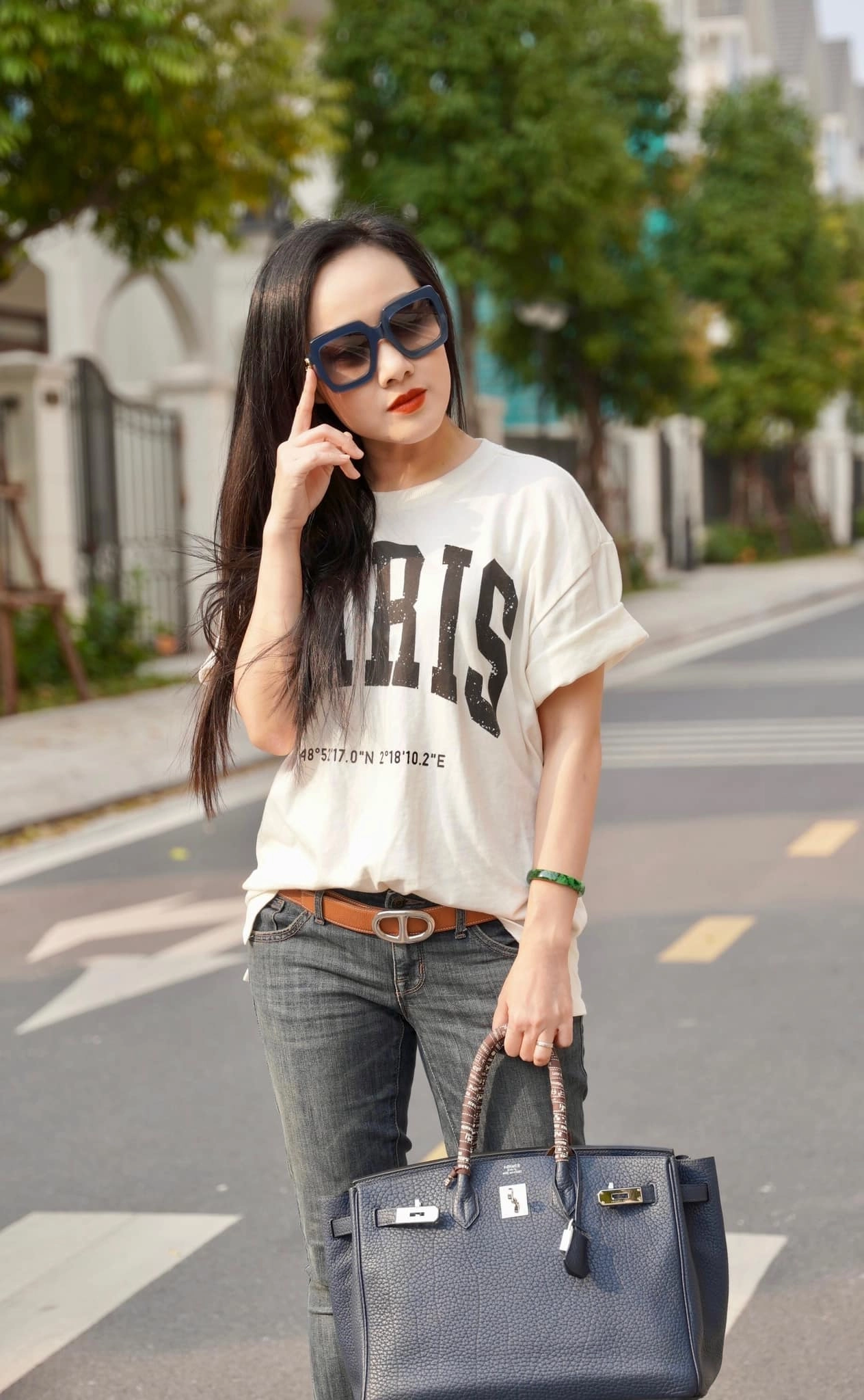 Btv hoài anh diện đầm hổ báo xuống phố phối màu cao tay dân tình khen nức nở - 6