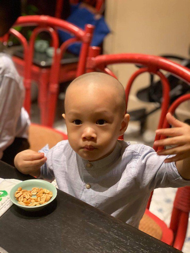 Btv quang minh hoảng loạn vì tìm khắp nhà không thấy con út - 8