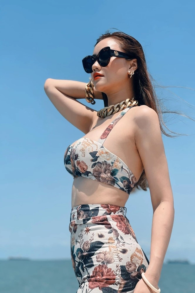 Ca sĩ từng được nhận định quyến rũ hơn hồ ngọc hà vẫn quyết dao kéo níu giữ thanh xuân - 18