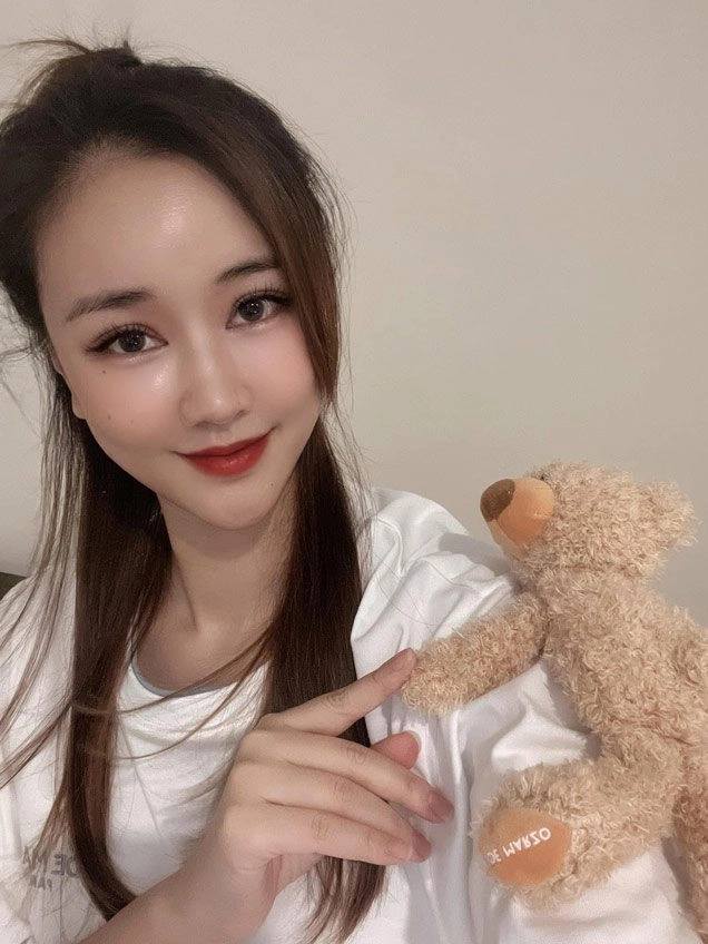 Ca sĩ từng được nhận định quyến rũ hơn hồ ngọc hà vẫn quyết dao kéo níu giữ thanh xuân - 23