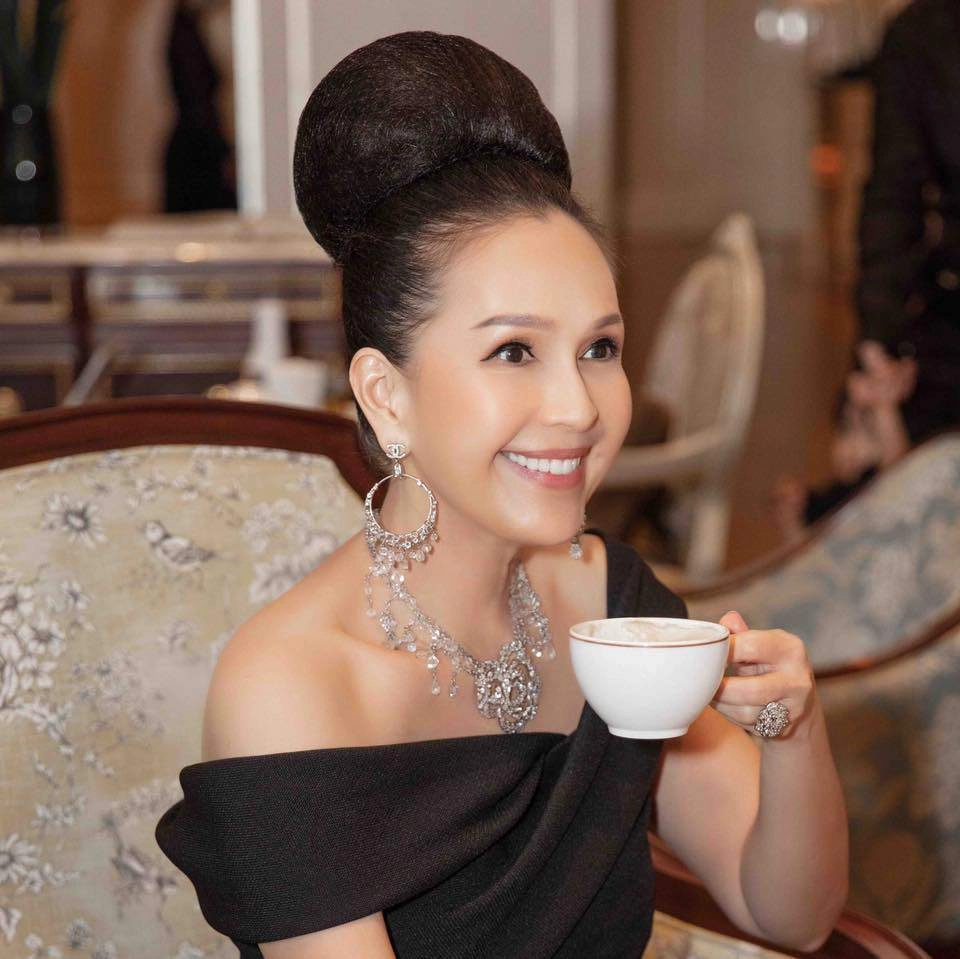 Các biểu tượng sắc đẹp việt thập niên trước người thăng hoa nhan sắc kẻ lụi tàn vì thẩm mỹ - 22