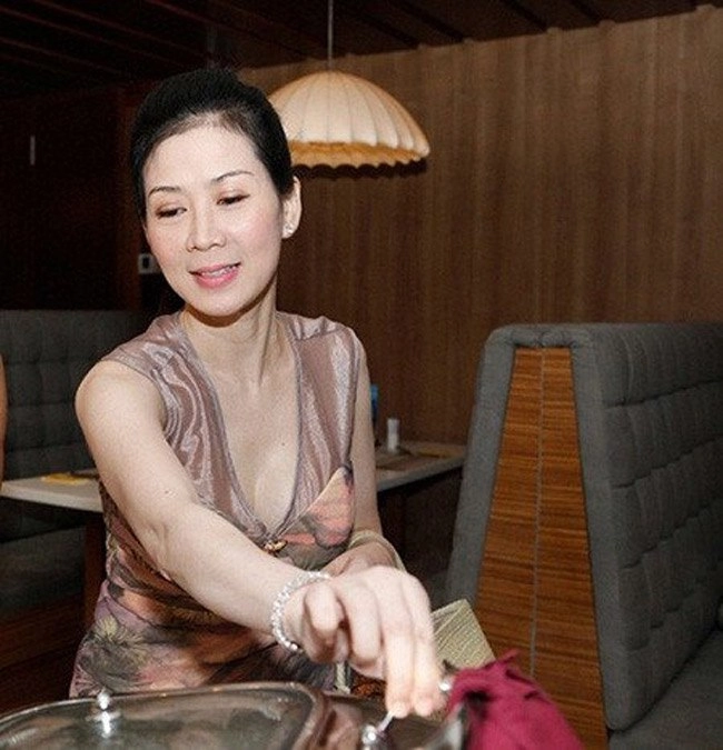 Các biểu tượng sắc đẹp việt thập niên trước người thăng hoa nhan sắc kẻ lụi tàn vì thẩm mỹ - 32