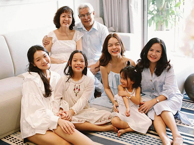 Các con gái xinh đẹp giỏi giang của phạm quỳnh anh ấn tượng nhất là con gái cao 1m82 - 17