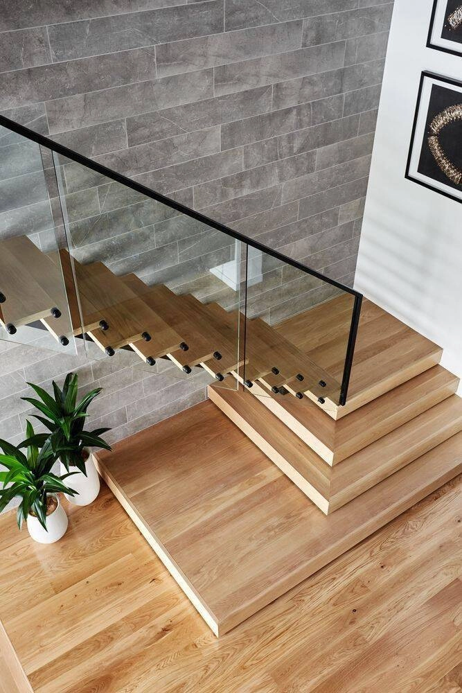 Các mẫu cầu thang gỗ hiện đại năm 2022 nhà nhỏ hay to đều ứng dụng dễ dàng - 5
