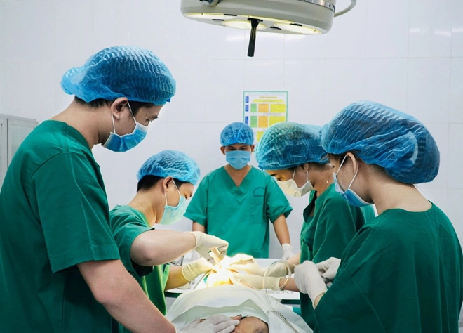 Các phương pháp nâng mũi để đời của bác sĩ lê quý - 5