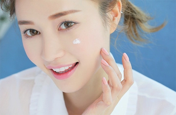 Cách chăm sóc da mụn và thâm hàng ngày đúng cách tại nhà an toàn nhất - 6