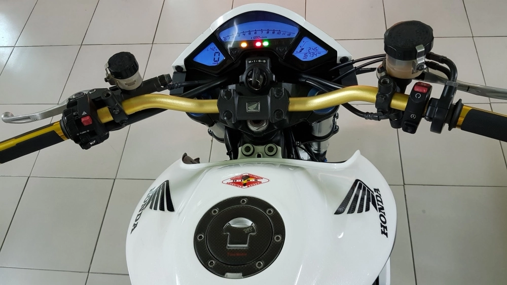 Cách dọn ghi đông xe gọn gàng như cb1000r đời đầu - 3