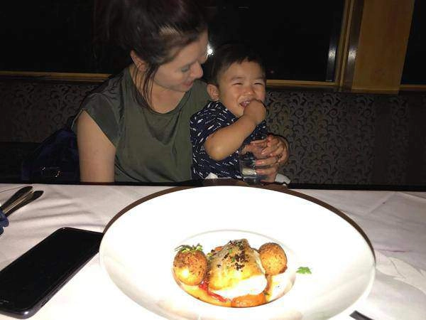 Cách làm bố ít ai biết của đan trường nghiêm khắc với con ở nhà hàng mỹ để dạy dỗ - 7