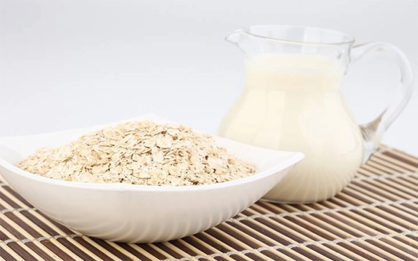 Cách làm mặt nạ yến mạch giúp trị mụn làm trắng da an toàn hiệu quả - 2