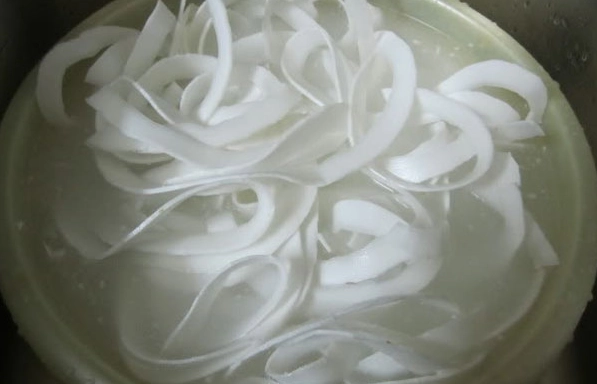 Cách làm mứt dừa sữa đặc tươi thơm ngon béo ngậy cực đơn giản tại nhà - 6