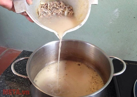Cách nấu cháo cá trắm cho bé dưới 1 tuổi thơm ngon cực nhanh - 4