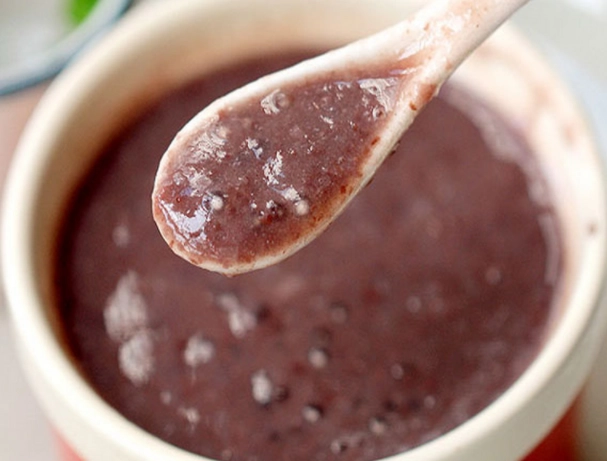Cách nấu cháo đậu đỏ thơm ngon cho mẹ và bé cực đơn giản - 1