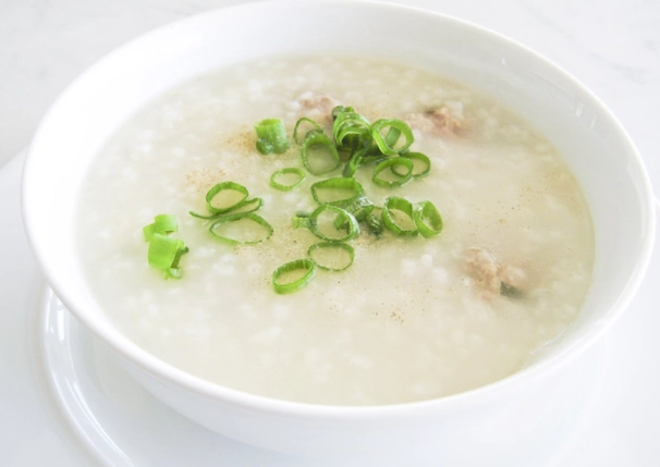Cách nấu cháo thịt heo cho bé ăn dặm thơm ngon giàu dinh dưỡng - 1