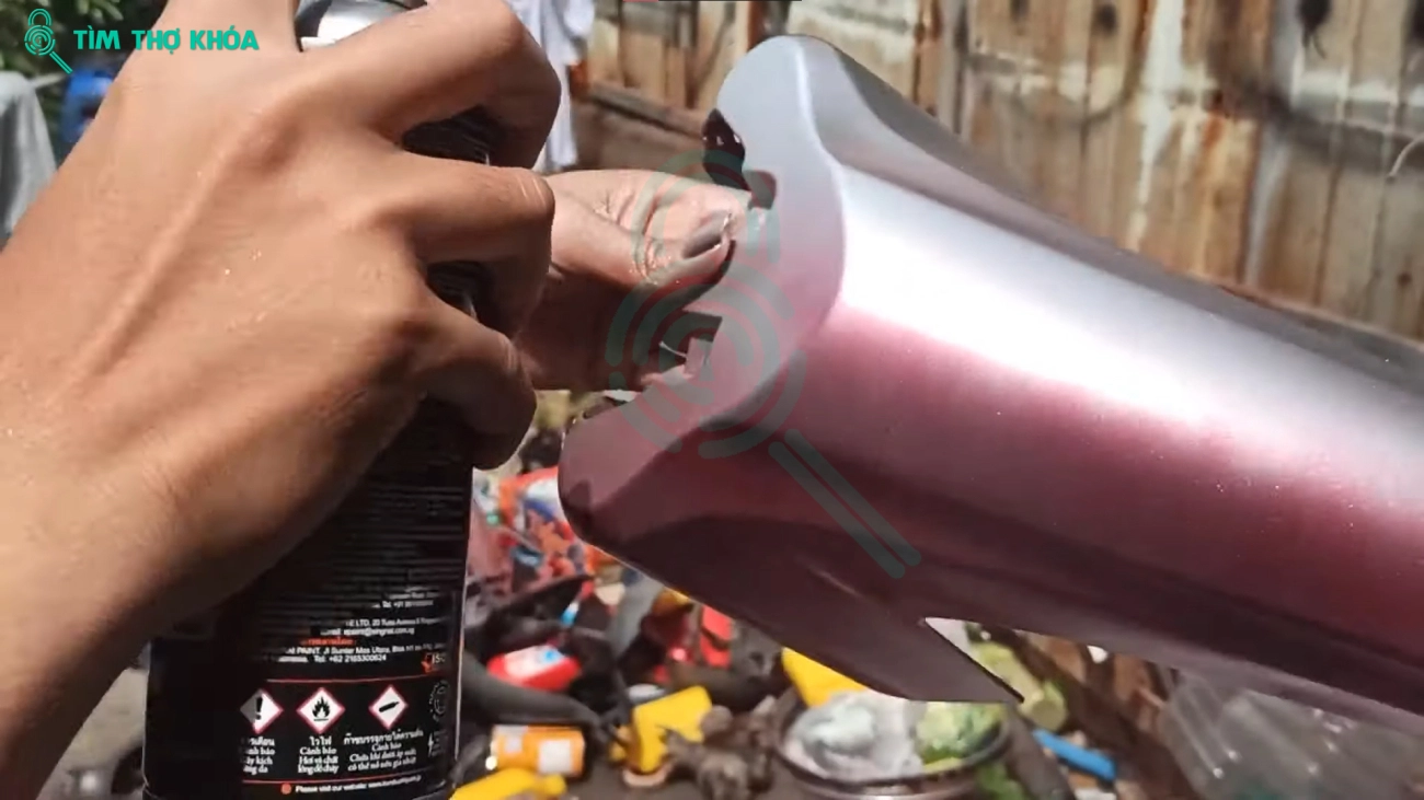 Cách sơn xe máy tại nhà đơn giản nhanh chóng nhất - 10