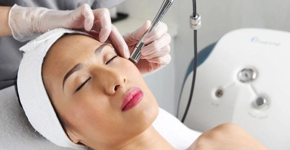 Cách tẩy nốt ruồi an toàn và hướng dẫn chăm sóc sau tẩy tại nhà - 3