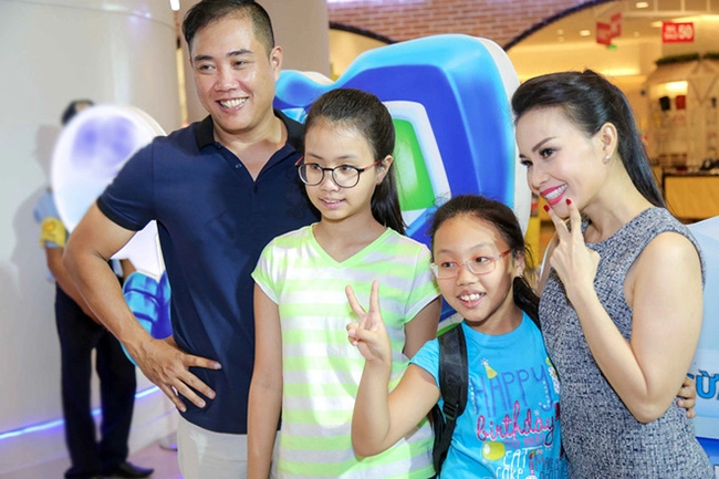 Cẩm ly nhà triệu đô em gái là người việt giàu nhất thế giới nhưng đều nuôi con giản dị - 1
