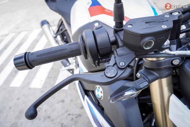 Cận cảnh bmw s1000r 2021 vừa chính thức ra mắt thị trường việt - 17