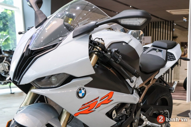 Cận cảnh bmw s1000rr 2020 màu bạc hockenheim silver metallic với giá gần 1 tỷ đồng - 6