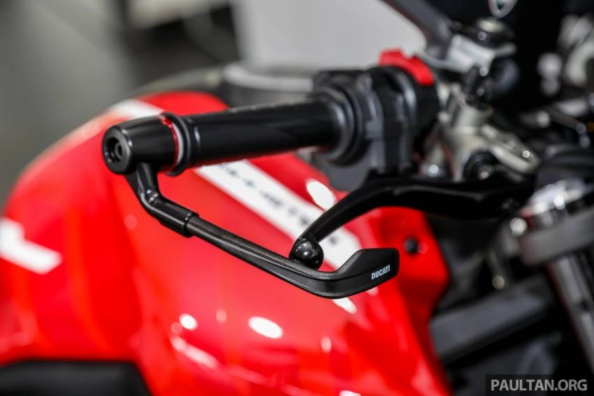 Cận cảnh ducati monster 2022 vừa ra mắt tại đông nam á - 21