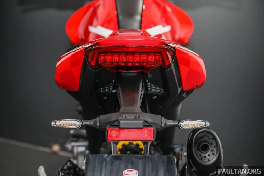 Cận cảnh ducati monster 2022 vừa ra mắt tại đông nam á - 32