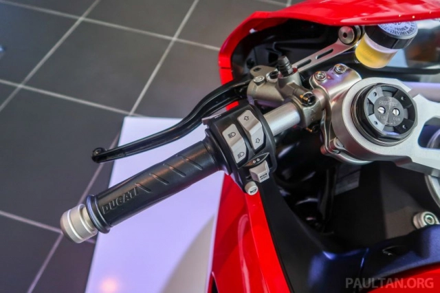 Cận cảnh ducati panigale v2 2020 ra mắt với giá hơn 600 triệu - 11